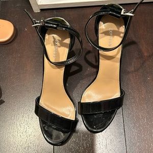 Express black heels